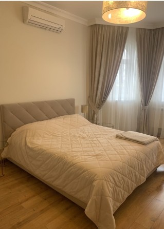 Капитальный дом с добротным ремонтом в Лесках на 10 сотках - фото 1