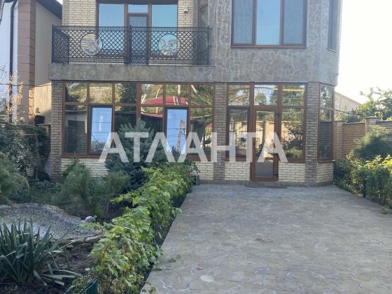 Будинок біля моря у Фонтанці Фонтанка