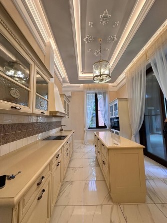 Продам новый дом с ремонтом в комплексе «Сосновый берег» - фото 1