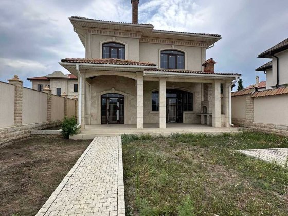 Замечательный дом под отделку в Совиньоне Лиманка