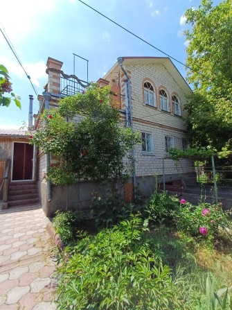 Дом НАТИ / Нерубайское /Качественный / Прописка - Маршрутки часто - фото 1