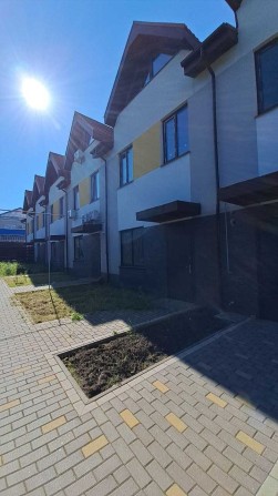 Таунхаус 93 кв.м по цене квартиры Червоный Хутор - фото 1