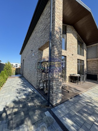 Продаж / Будинок / Катерининська, Фонтанка - фото 1