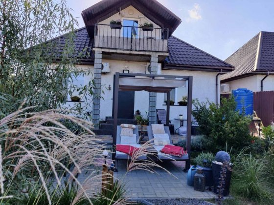 Продається будинок з унікальним оснащенням і повною автономією Нерубайское