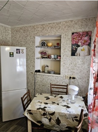 Продам Дом 2 комнаты и Кухня! Светлое. - фото 1