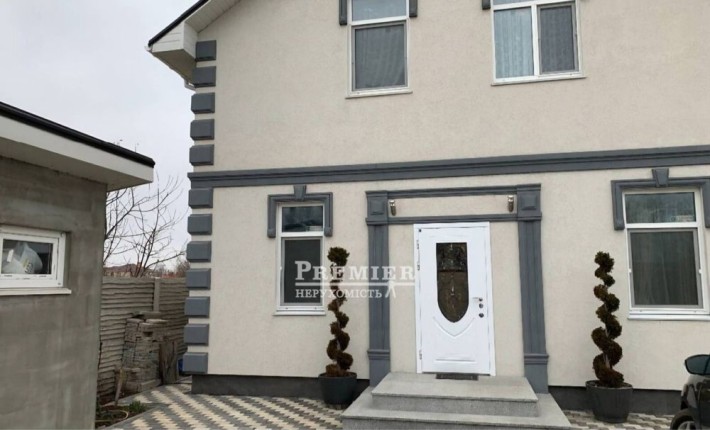 В продаже шикарный дом в Фонтанке - фото 1