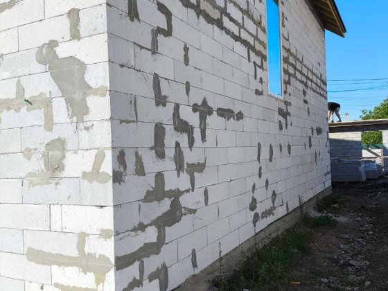 Нерубайское, новострой в 2 этажа. Рядом Усатово.