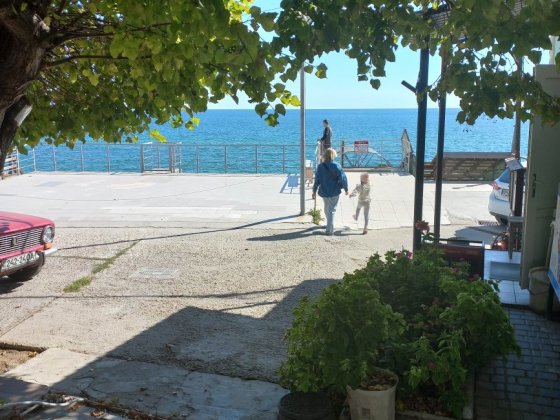 Курень 1 ая линия моря под строительство Бурлача Балка