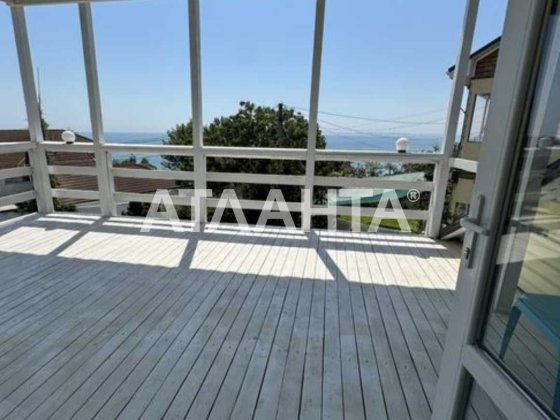 Роскошный дом в Новой Дофиновке, расположенный недалеко от моря. Новая Дофиновка