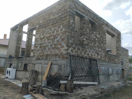 Продам дом  коробку  Волна Черноморск Великодолинское Молодіжне