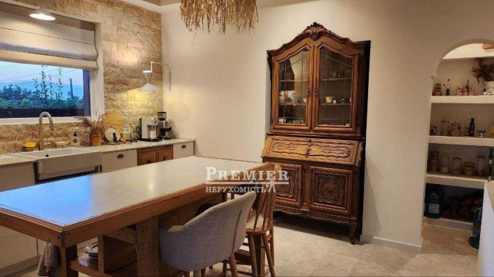 Новий будинок з ремонтом та меблями біля Одеси - фото 1