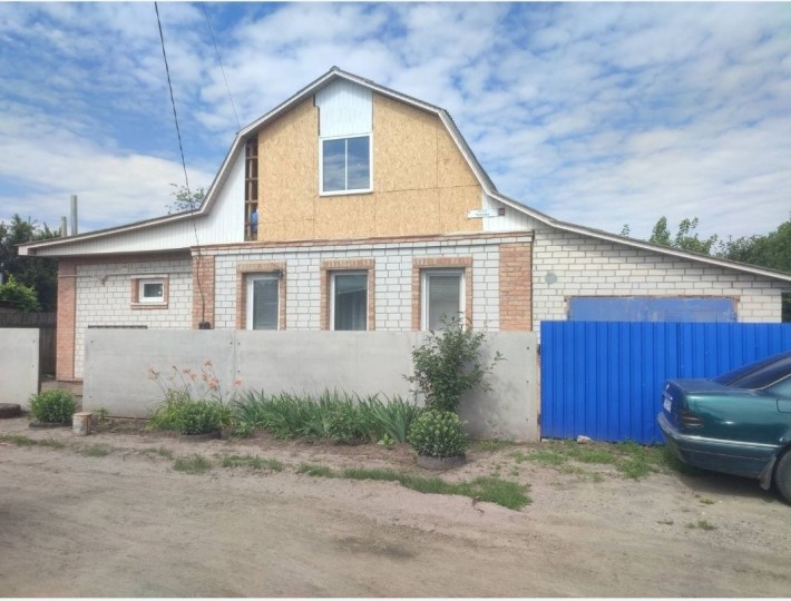 Продається 4-кімнатний будинок в місті Пирятин - фото 1