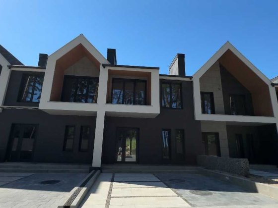 Котедж в ЖК "KOPYLY CLUB" введений в єксплуатацію,є розтермінування Копылы