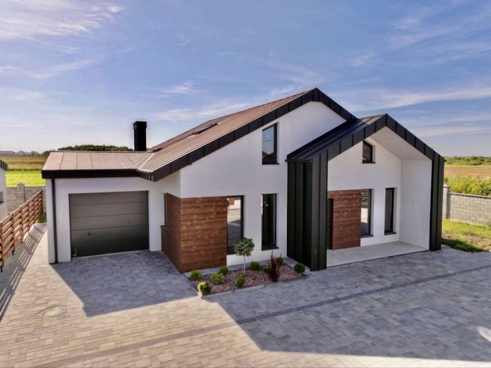 Будинок з гаражем Обарів 2 км від авторинку - фото 1