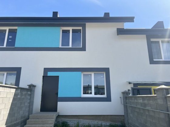 Вигідна пропозиція! Котедж з міськими комунікаціями Обаров