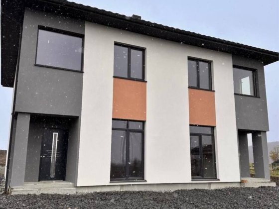 Продається СУЧАСНИЙ котедж 1 км. від Рівного Колоденка