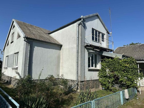 Продам господарство в селі Млинів