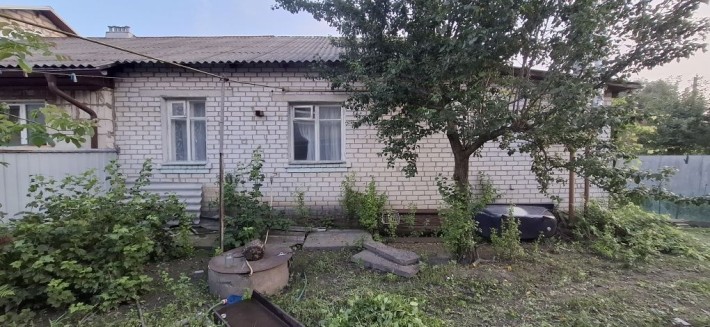 Продам півбудинку - фото 1