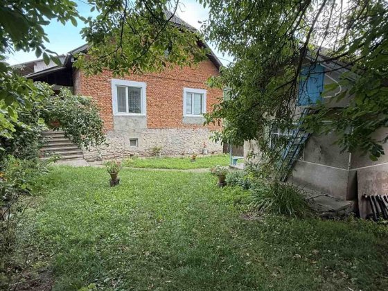 Продається приватний будинок м.Бучач  по, вул.Шевченка. тел. 099 Бучач