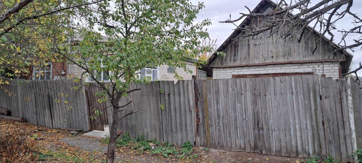 Продаж 3х кімнатного будинку поряд з центром міста - фото 1