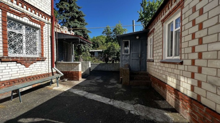 Продам 2этажный дом в Новой Водолаге в красивом месте - фото 1