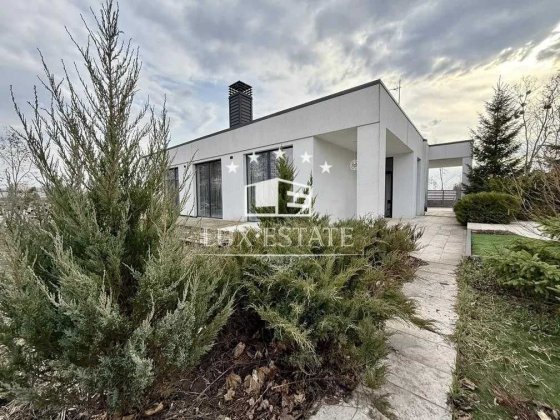 Продажа стильного дома в закрытом КП "Шале-Грааль" Малая Даниловка