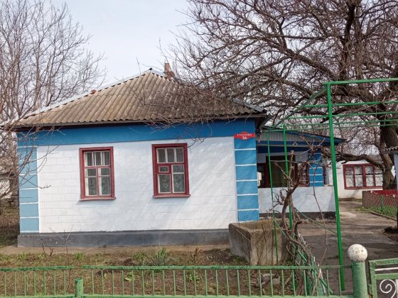 Будинок за містом Первомайск