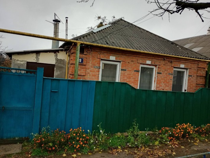 Продам дом в центре - фото 1