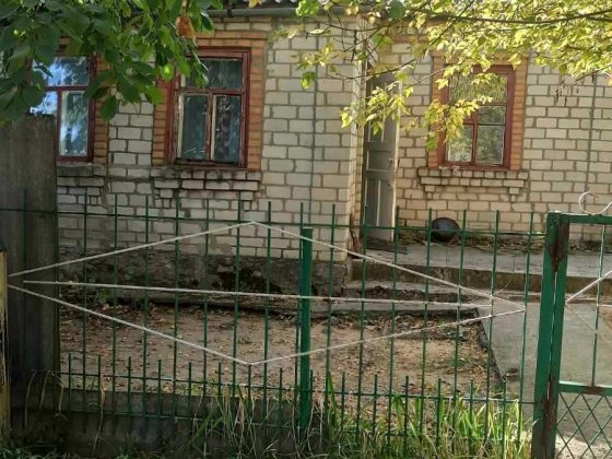 Будинок в аварiйному станii Первомайск
