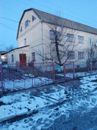 Продаю 2-х поверховий дім у м. Дунаівці Хмельницькоі області - фото 1