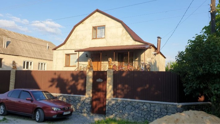Продається 3-поверховий Будинок у Полонному! Можливий обмін на Авто! - фото 1