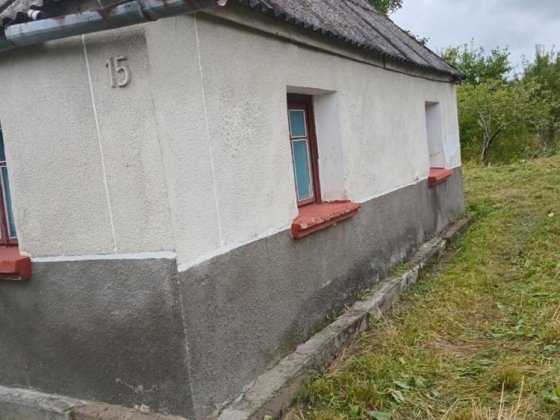Будинок м. Білогірʼя, вул Шевченка, 15. Та 15 соток землі біля будинку Белогорье