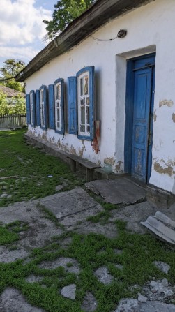 Продам будинок із прибудинковою ділянкою - фото 1