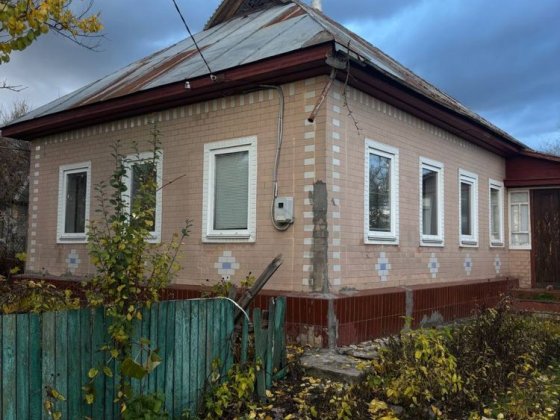 Будинок 20 км від міста Черкаси Белозерье