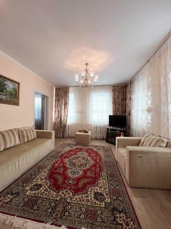 Продаж будинку в центрі села Білозір’я, вул. Б. Хмельницького. - фото 1