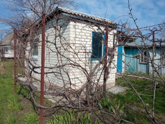 Продам дачний будинок в СТ Фотон Лозивок