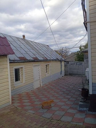 Дом в самом центре города - фото 1