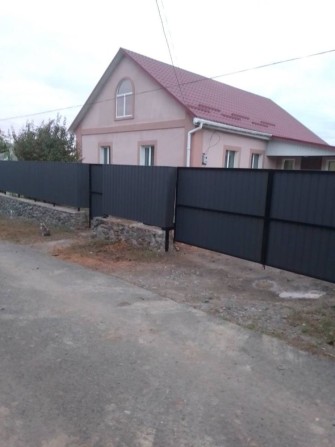 Будинок в центрі міста - фото 1