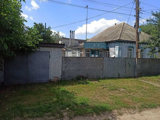 Продається дворище в смт. Варва Варва