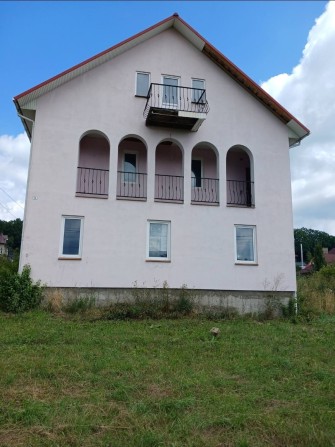 Продається двух поверховий будинок в місті Сторожинець - фото 1