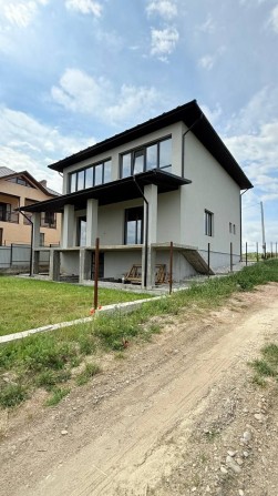 Новозбудований панорамний будинок з ремонтом с.Годилів - фото 1
