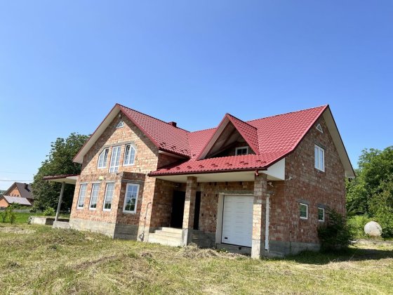 Продається новий будинок зданий у експлуатацію 5 км від міста Чернівці Великий Кучуров