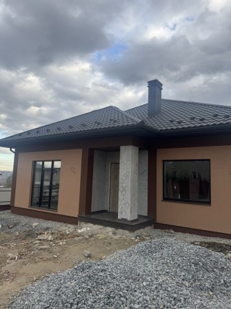 Новий будинок в с.Коровія - фото 1