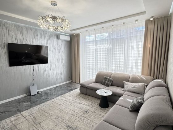 Продаж шикарного тауна в Коровії можна з розтермінуванням Коровия