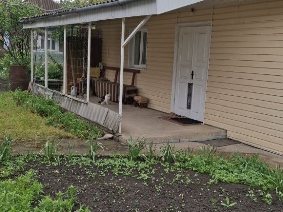 Будинок зі зручностями за ціною квартири Кельменці