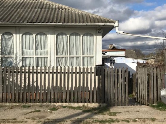 Продаю  будинок м.Сокиряни центр Сокиряни