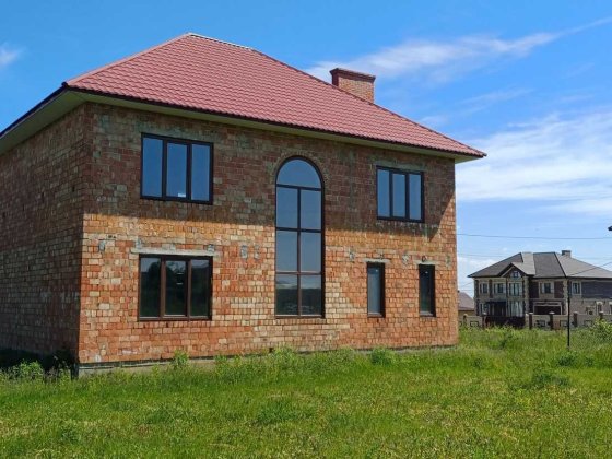 Будинок в Остриці Гострик