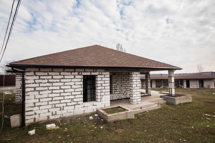 Продам дом с большим участком земли - фото 1