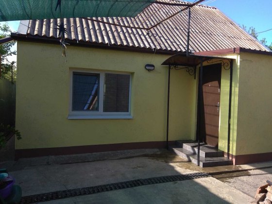 2 будинки зі зручностями для великої родини