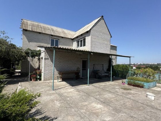 Гарний будинок в селі Бабурка. +20 соток доглянутої землі Бабурка